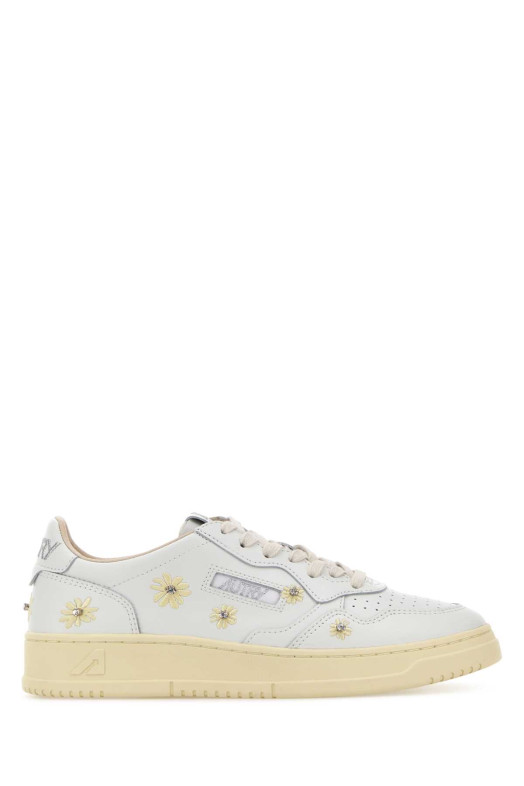 White leather Medalist sneakers AUTRY (AULW)