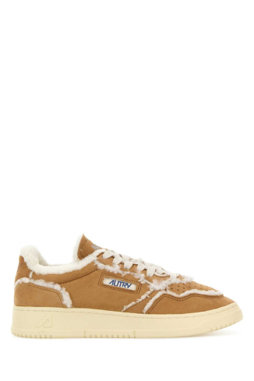 Camel suede Medalist sneakers AUTRY (AULW)