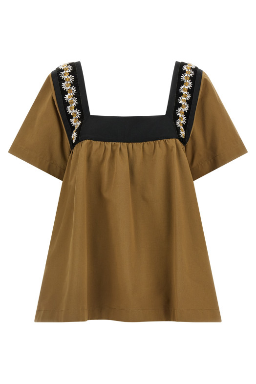 Embroidery top Beige