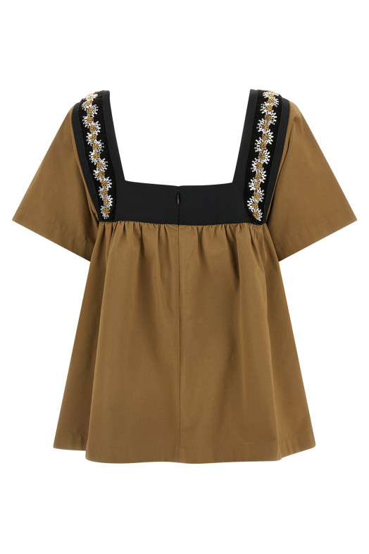 Embroidery top Beige