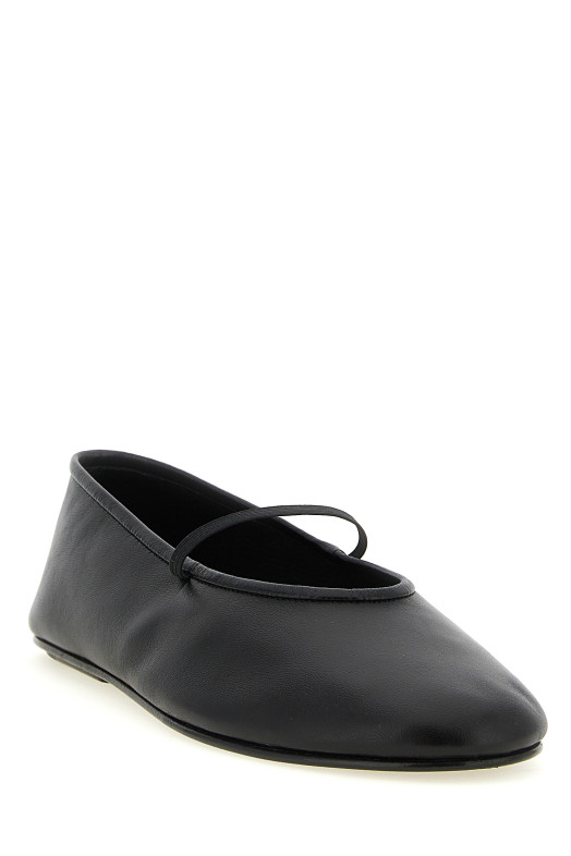 'Elastic Ballet' ballet Black