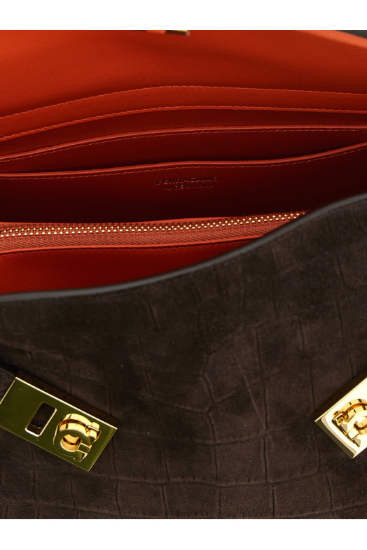 'Hug Soft (M)' shoulder bag Brown