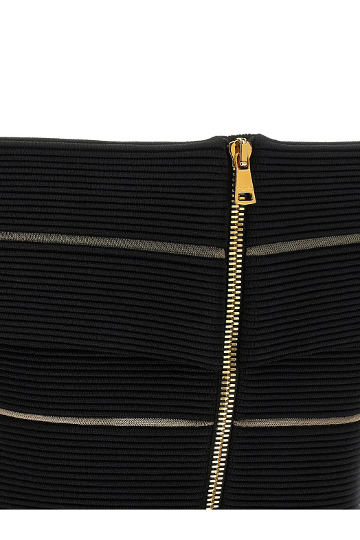 Off-the-shoulder crop top Black