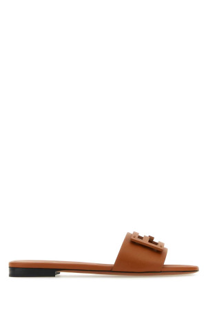 Caramel leather Baguette slippers FENDI (8R8136AE7T)