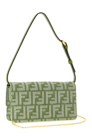 'Baguette' wallet on chain Green