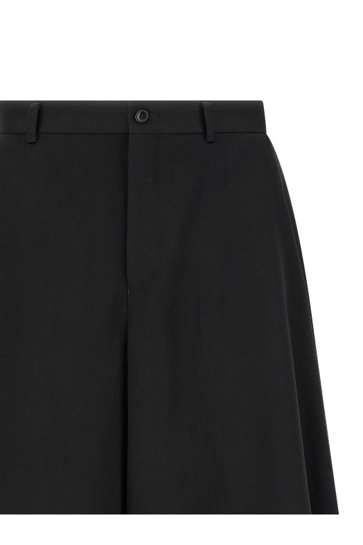 Extra loose leg bermuda shorts Black