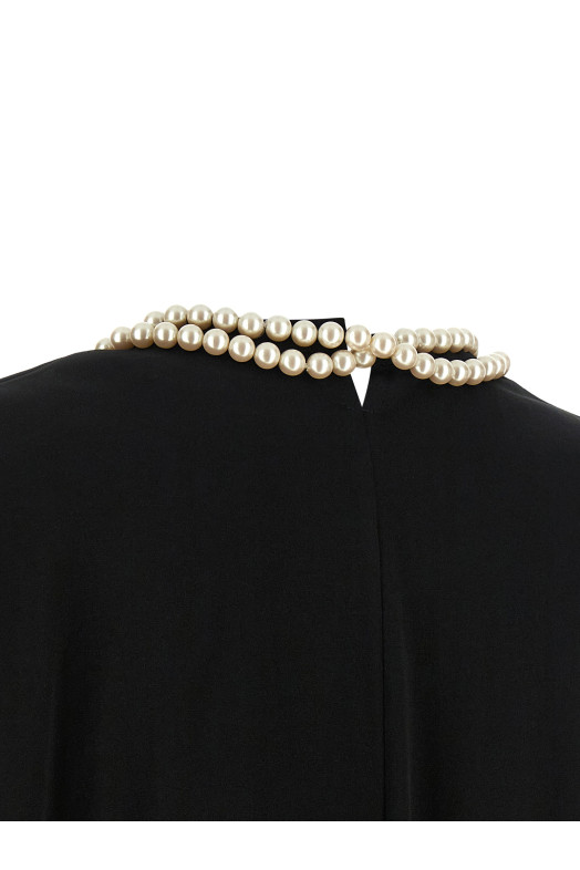 Pearl necklace t-shirt Black
