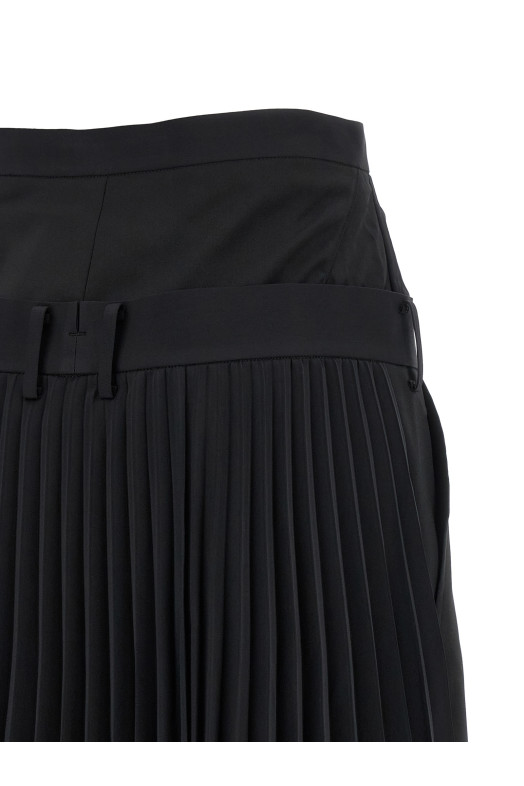 Pleated pants Black