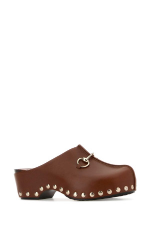 Brown leather clogs GUCCI (854409AAF9G)