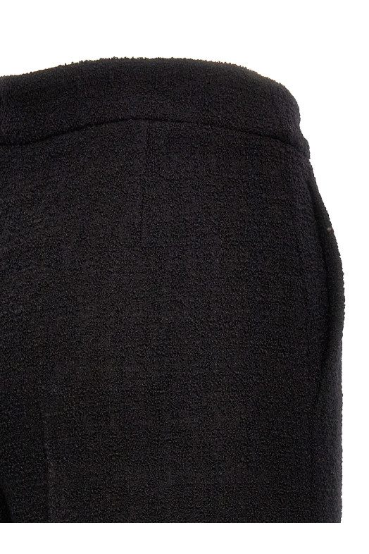 Укорочені брюки з букле Чорний MOSCHINO (A032254180555) Укорочені брюки з букле Чорний MOSCHINO (A032254180555)