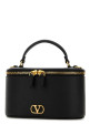 Черная кожаная сумка VLogo Signature от VALENTINO GARAVANI (8W2P0AX8SNP)