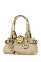 Небольшая сумочка CHLOE из песочной кожи в стиле «Пэддингтон» (CH26SS805P75) CHLOÉ