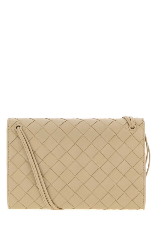 Beige nappa leather Andiamo crossbody bag BOTTEGA VENETA (836940VCPP2)