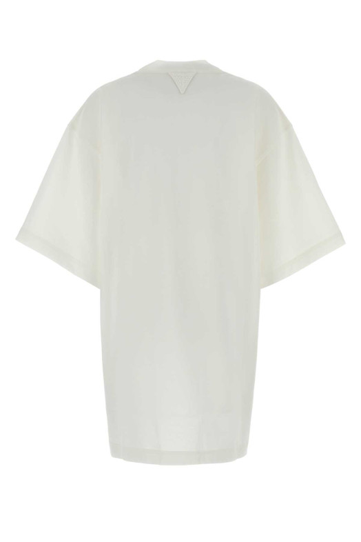 БЕЛАЯ ФУТБОЛКА С НАДПИСЬЮ В СТИЛЕ ВИНТАЖ ОТ BOTTEGA VENETA (864786V6F20)