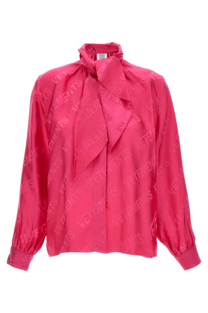 Блуза «Монограма» Фуксія (WE54SH100HHOTPINK) Блуза «Монограма» Фуксія (WE54SH100HHOTPINK)