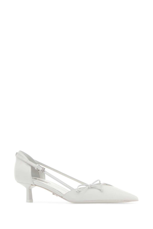 Белые кожаные туфли-лодочки черного цвета от PRADA (1I442OFB045011)