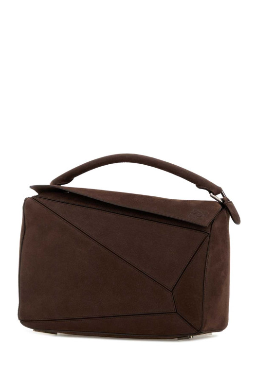 Большая кожаная сумка Puzzle от LOEWE коричневого цвета (B510PNLX05)