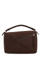 Большая кожаная сумка Puzzle от LOEWE коричневого цвета (B510PNLX05)