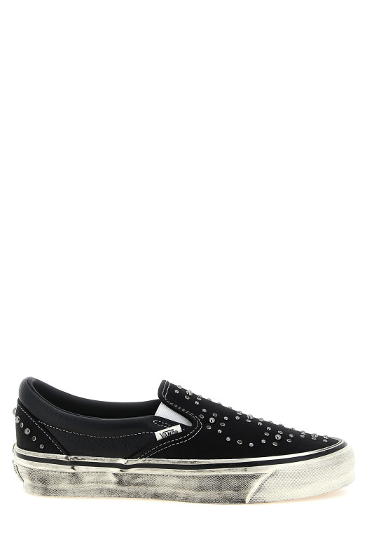 Кроссовки «Premium Classic Slip-On» черного цвета VN000D9PBKA1