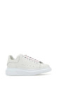 Белые кожаные кроссовки ALEXANDER MCQUEEN (553770WIAIG)