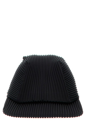 'Pleats' cap Black