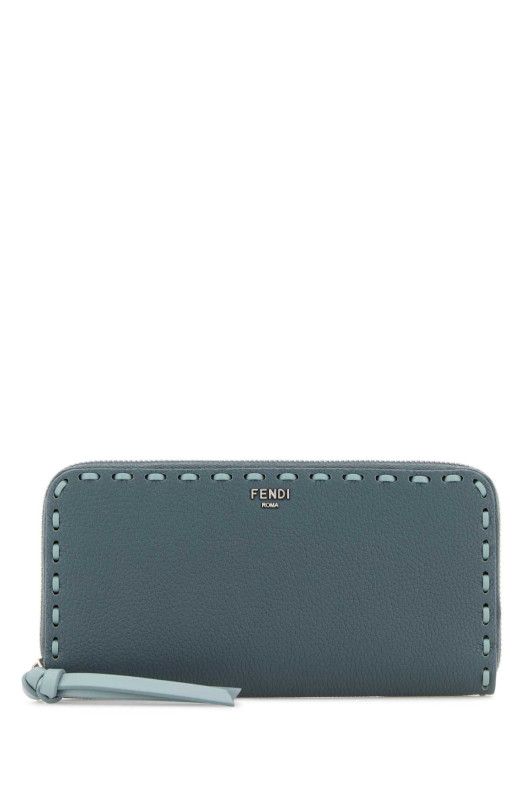 Великий шкіряний гаманець Peekaboo від FENDI синього кольору «Air Force» (8M0517AURN)
