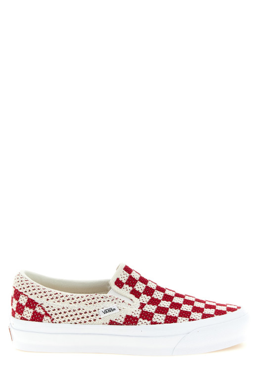Кроссовки «Classic Slip-On Checkerboard» красного цвета VN000EG1CIS1