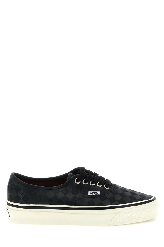 Кроссовки «Authentic Premium Checkerboard» черного цвета VN000D9N1OJ1