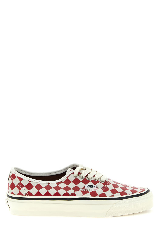 Кроссовки «Authentic Premium Checkerboard» красного цвета VN000D9NCIS1