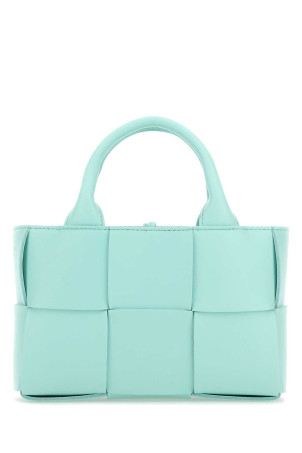 Светло-голубая кожаная сумочка Candy Arco от BOTTEGA VENETA (729029VCQC2)