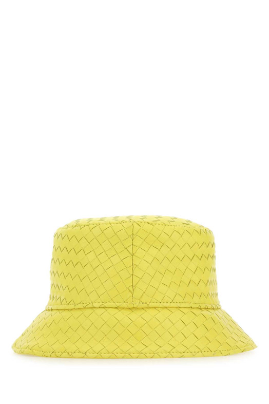 Шляпа из желтой кожи наппа, черная, BOTTEGA VENETA (734270VZQO5)