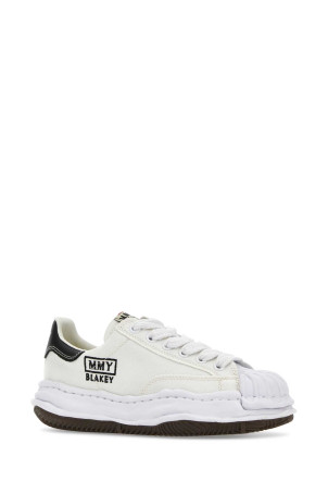 Ivory canvas sneakers White MAISON MIHARA YASUHIRO (A08FW735)