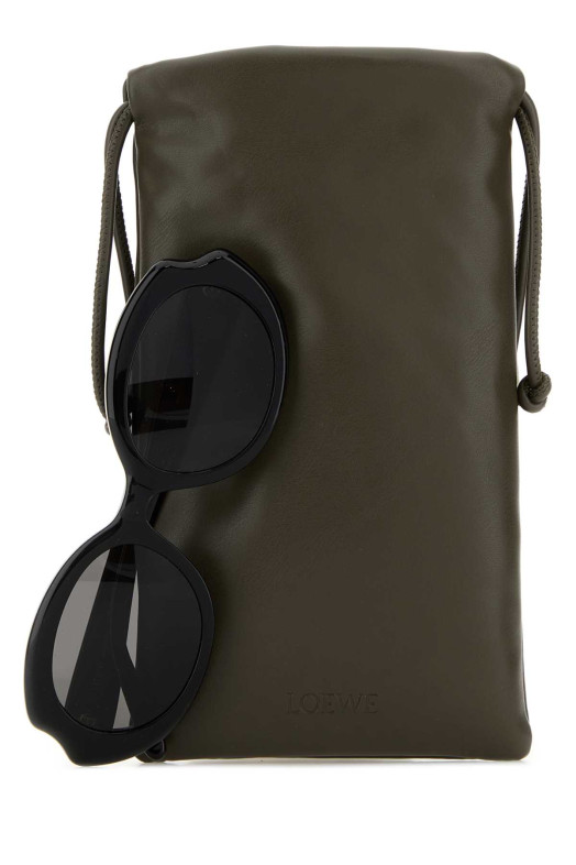 Черные ацетатные солнцезащитные очки LOEWE (LW40147I)