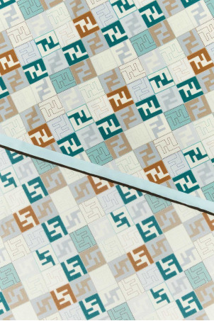 Printed silk foulard FENDI (FXT091AUMD)