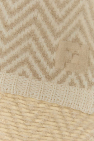 Embroidered alpaca blend scarf FENDI (FXT458AYKM)