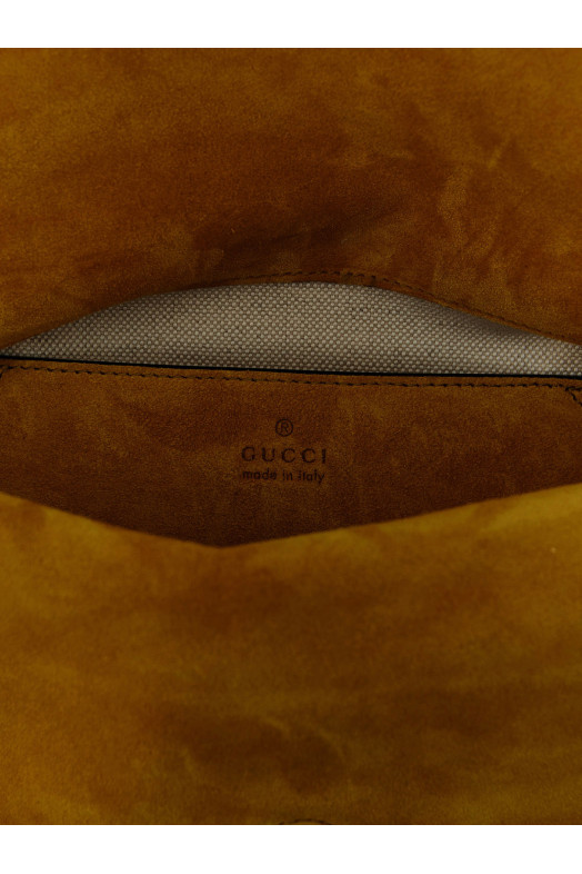 Средняя замшевая сумка через плечо GG, желтого цвета GUCCI 857622AAF0P7702