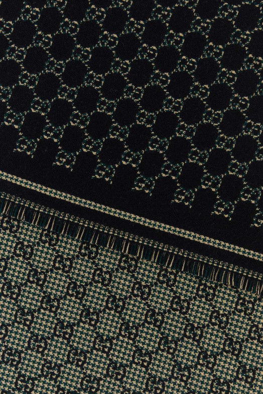 Шарф GG с жаккардовым узором GUCCI (8362644G386)