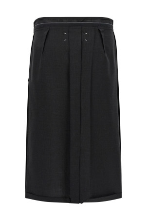 'Anonymity of the Lining' skirt Black