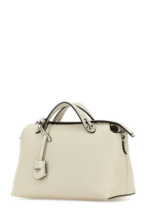 Средняя сумка FENDI «By The Way» из кожи цвета слоновой кости (8BL155ASU2)