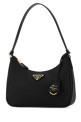 Черная кожаная сумка через плечо Prada Re-Edition 2005 PRADA (1N204WNZV)