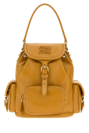 Кожаный рюкзак цвета горчицы MIU MIU (5BZ043AF6P)