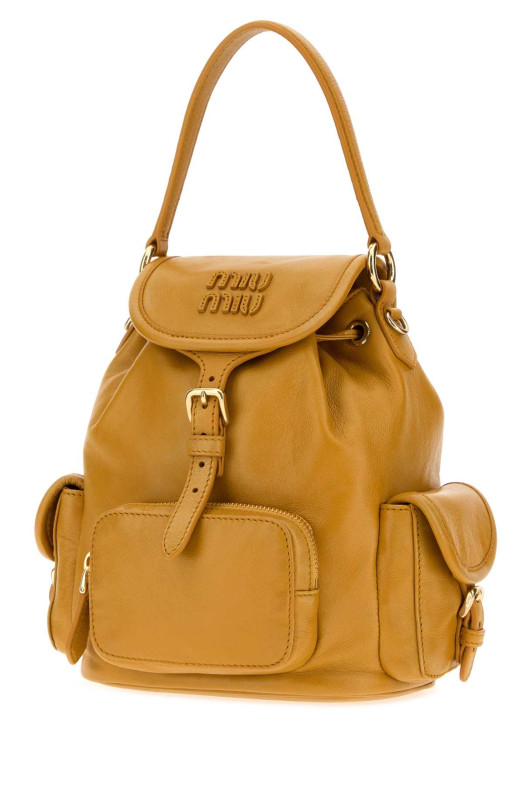 Кожаный рюкзак цвета горчицы MIU MIU (5BZ043AF6P)