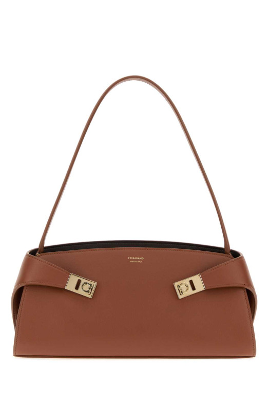 Шкіряна сумка через плече «Hug» кольору карамелі від SALVATORE FERRAGAMO (21A712795365)