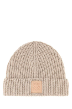 Sand cashmere beanie hat Beige LOEWE (KSA9OT1X01)