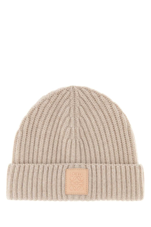 Sand cashmere beanie hat Beige LOEWE (KSA9OT1X01)