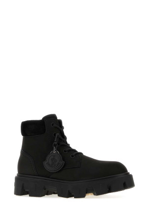 Black suede  Peak City ankle boots Black MONCLER (L209A4F00070M6882)