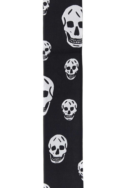 Printed silk foulard Black and white ALEXANDER MCQUEEN (8575533001Q)