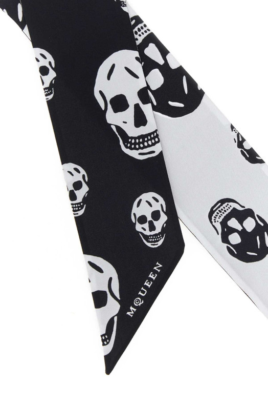 Printed silk foulard Black and white ALEXANDER MCQUEEN (8575533001Q)