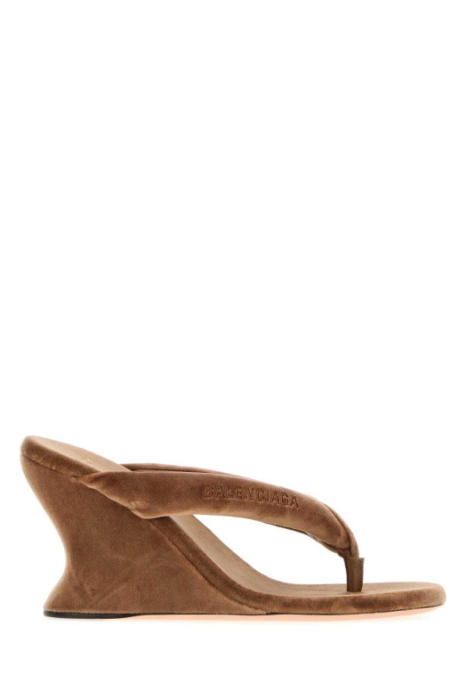 Camel velvet thong wedge Brown BALENCIAGA (876727WCDQ0)