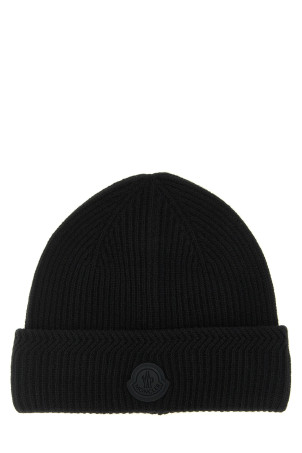 Шапка из бриоша с полустежком, черная MONCLER L20913B00007M4281999